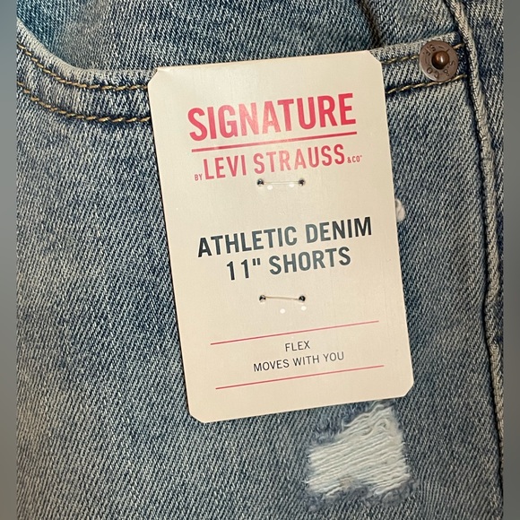 Levi’s Signature 11” Denim Shorts NWT - Picture 4 of 6
